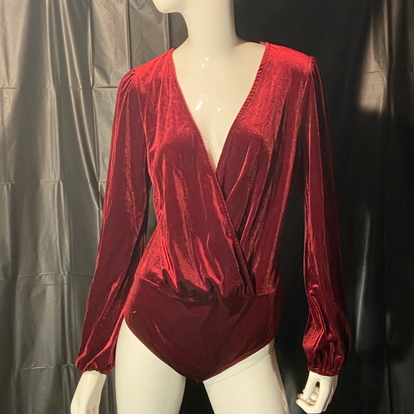 Bodysuit - Picture 1 of 3